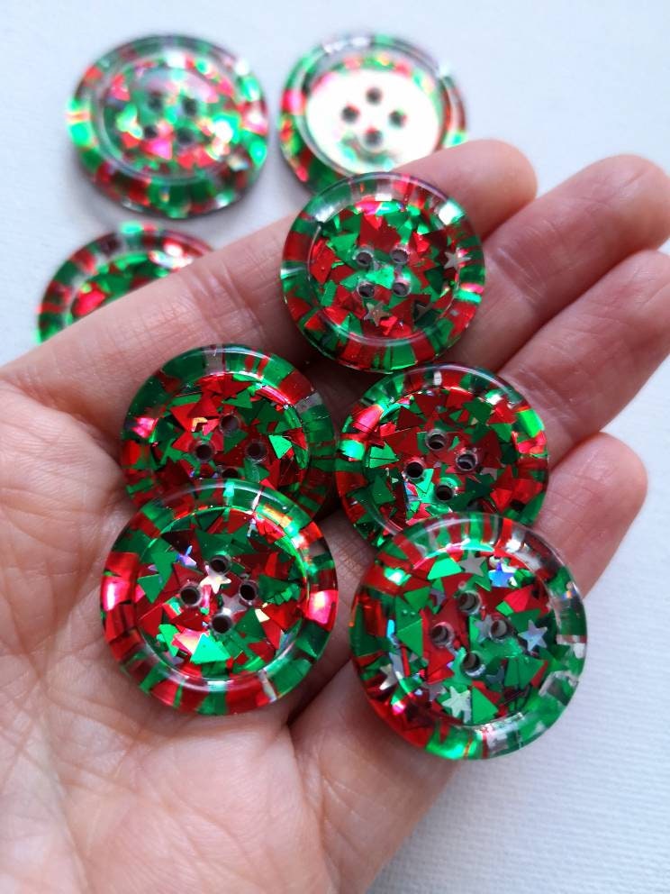 The You Sleigh Me Button β Sparkly Holiday Resin Button in Red, Green and Silver
