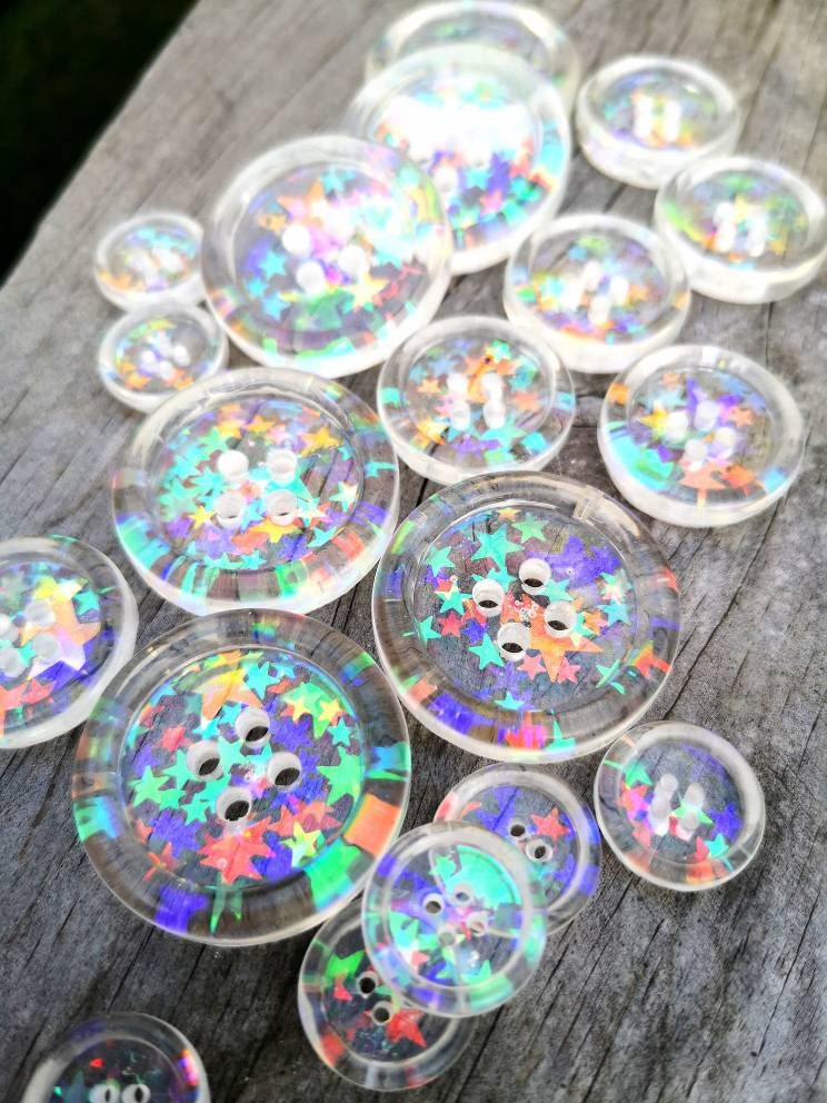 The Starr Button โ Transparent Resin Button with Twinkling Iridescent Stars