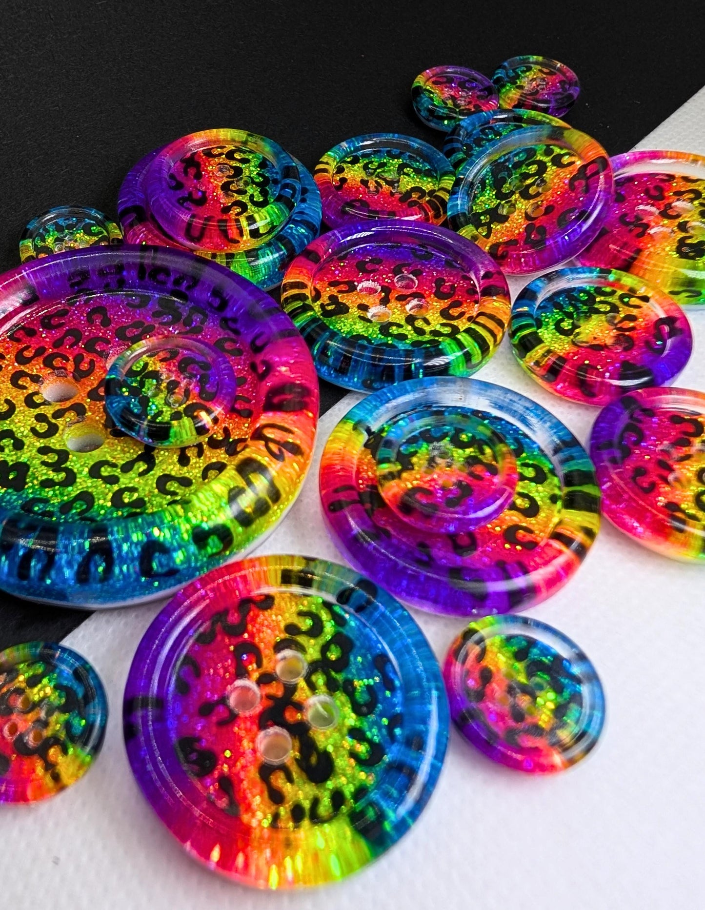The Feeling Paw-sitive β Bright Retro Rainbow Leopard Print Resin Button, Lisa Frank Inspired