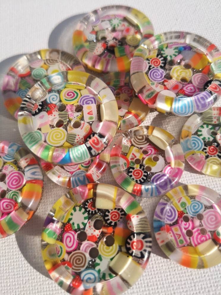 The Yes You CANdy Button – Rainbow Kawaii Sweets, Cute Multi-Coloured Cake-Inspired Resin Button