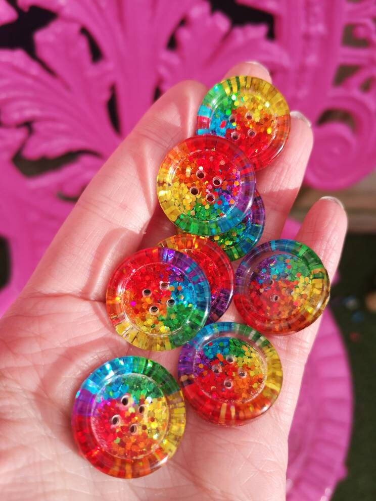 The Ultimate Rainbow Wheel Button – Chunky Resin Button with Dazzling Glitter Wheel Pattern