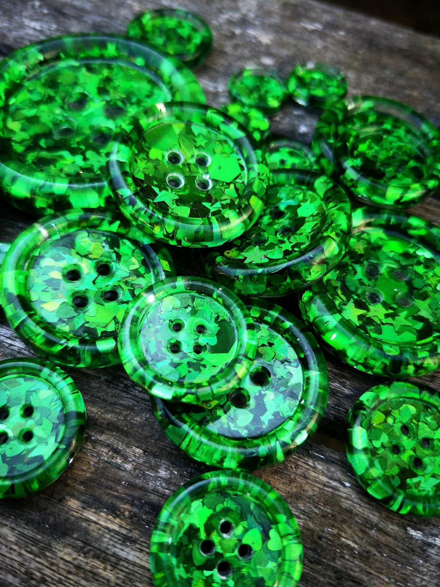 The Green-eyed Monster button - Colour shifting emerald green holographic iridescent glitter