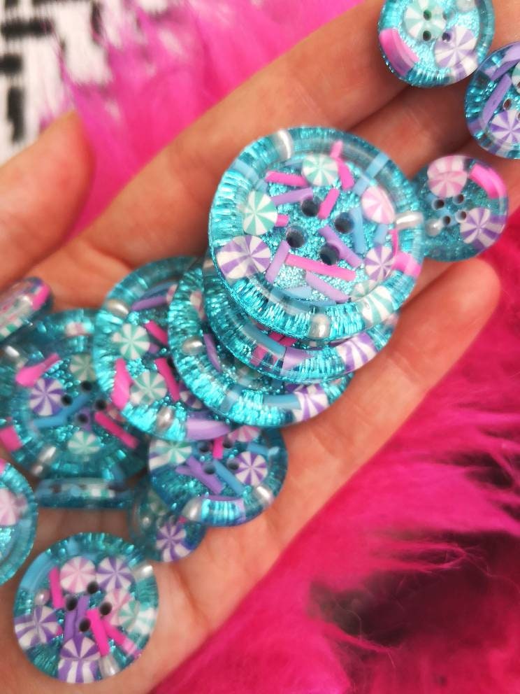 The Kandy Pop Button – Magical Candy-Inspired Resin Button with Aqua Glitter