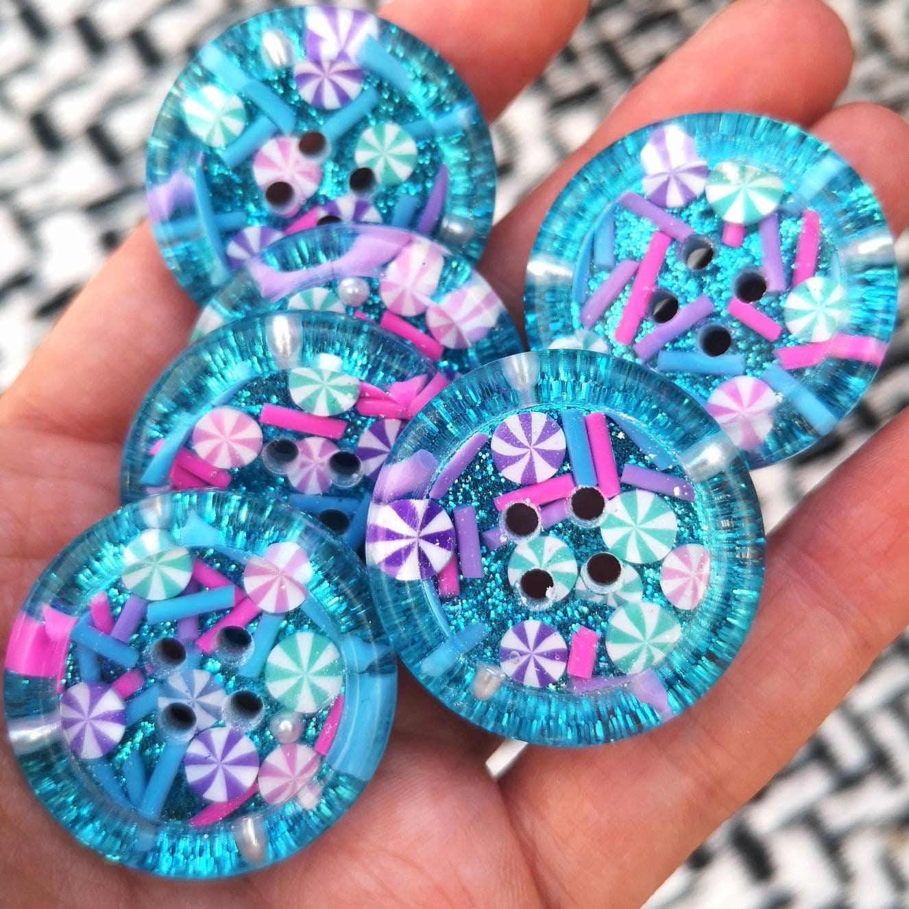 The Kandy Pop Button – Magical Candy-Inspired Resin Button with Aqua Glitter
