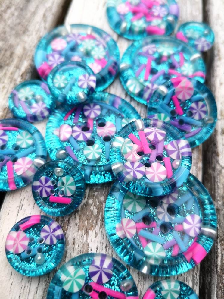 The Kandy Pop Button – Magical Candy-Inspired Resin Button with Aqua Glitter