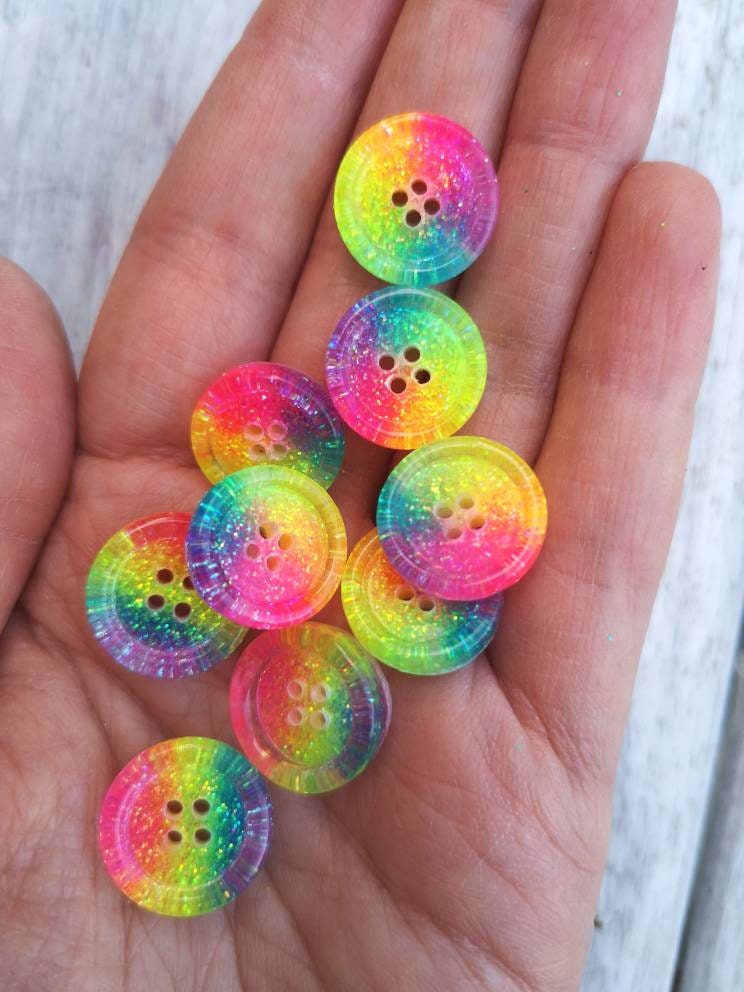 Neon Rainbow Wheel Button – Chunky Resin Button with Bright Glitter Sparkle