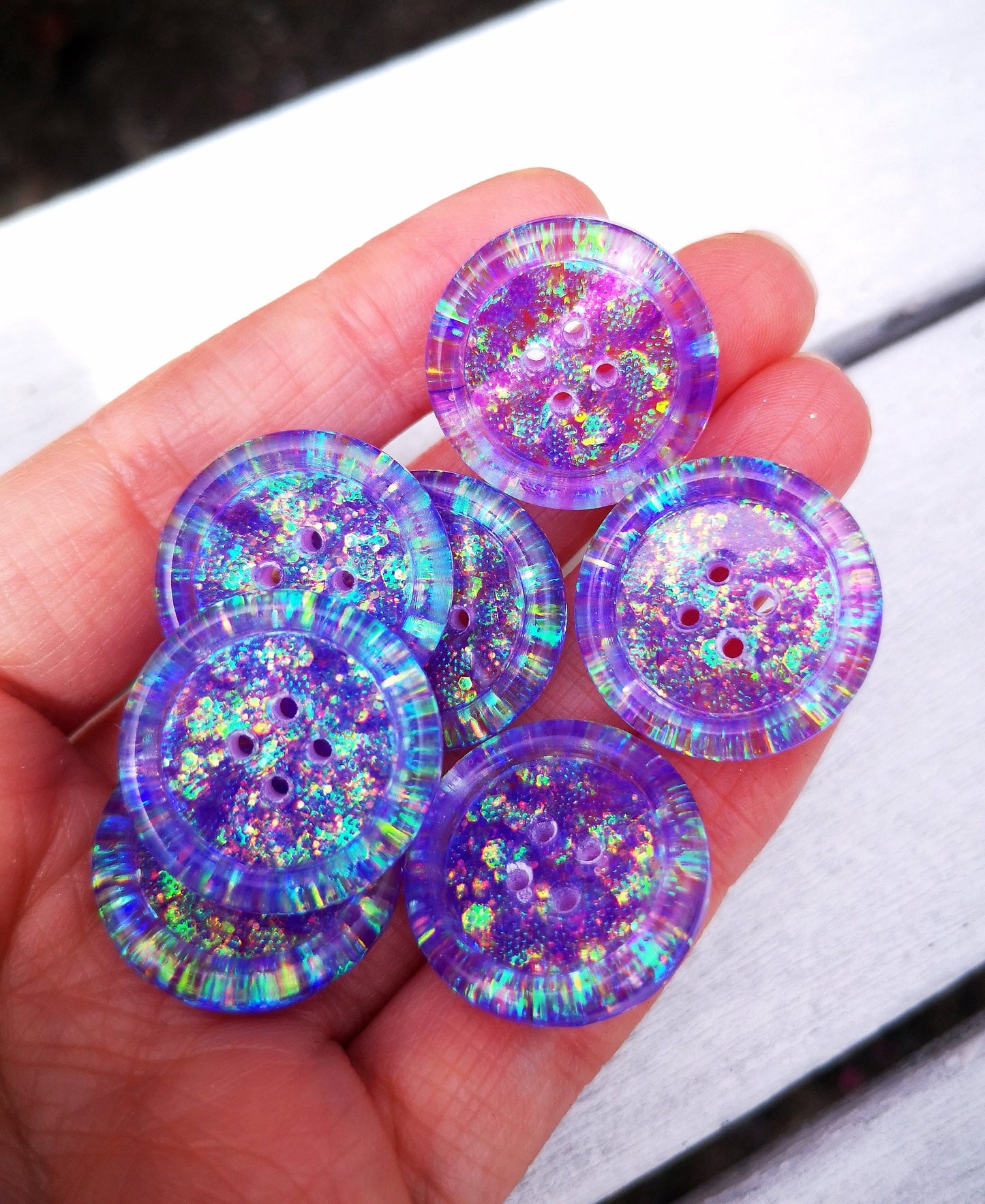 The Mer-mazing Button – Shimmery Mermaid-Inspired Resin Button, Purple to Blue Colour Shift