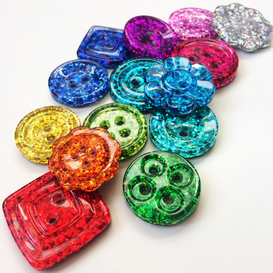 Vintage Style Rainbow Button Set – 16 Chunky Resin Glitter Buttons in Collectable Shades