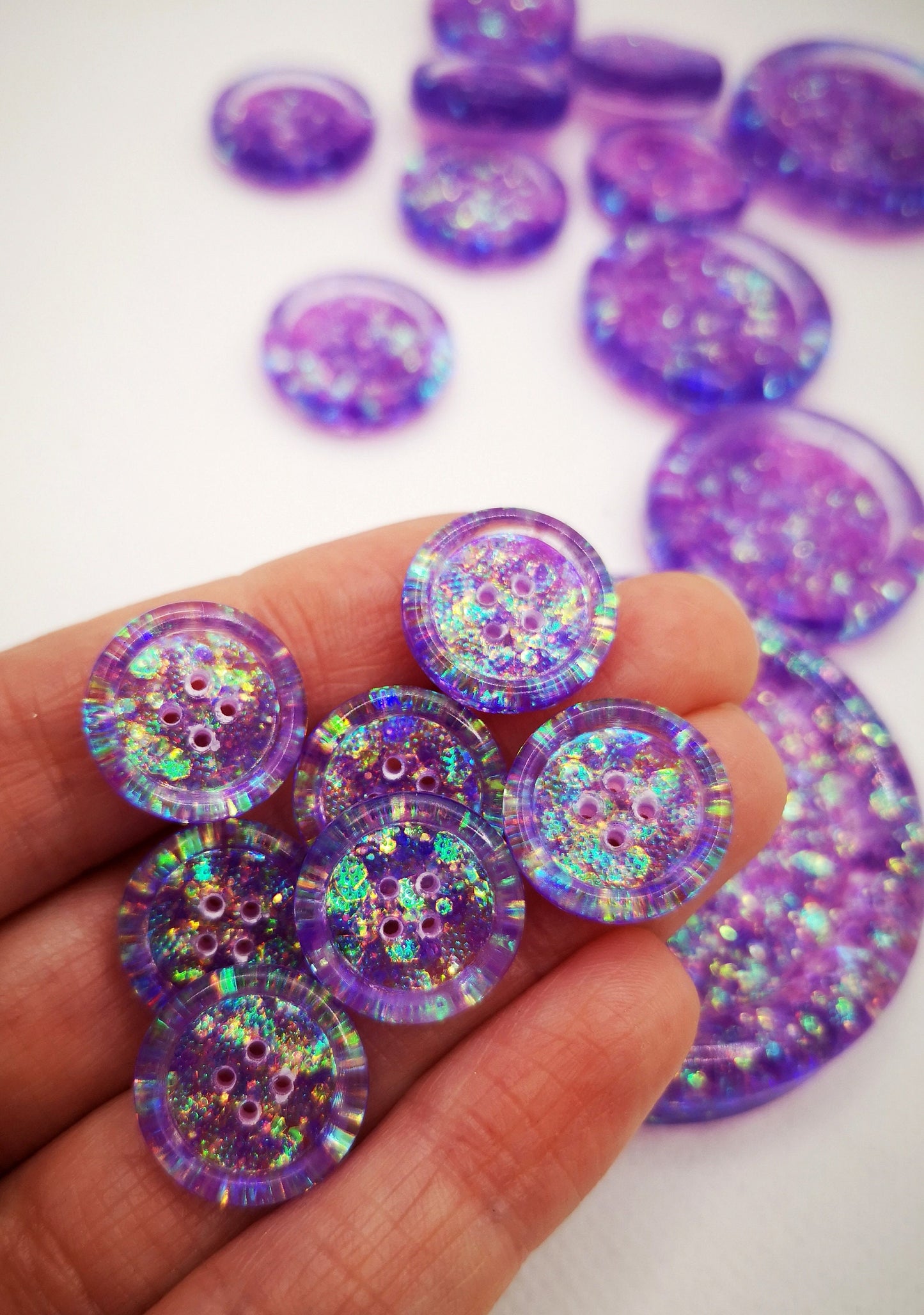 The Mer-mazing Button – Shimmery Mermaid-Inspired Resin Button, Purple to Blue Colour Shift