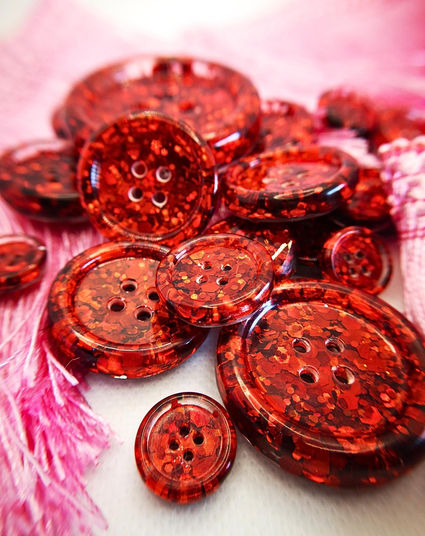 The Drop Red Gorgeous Button – Chic Holographic Red Resin Button