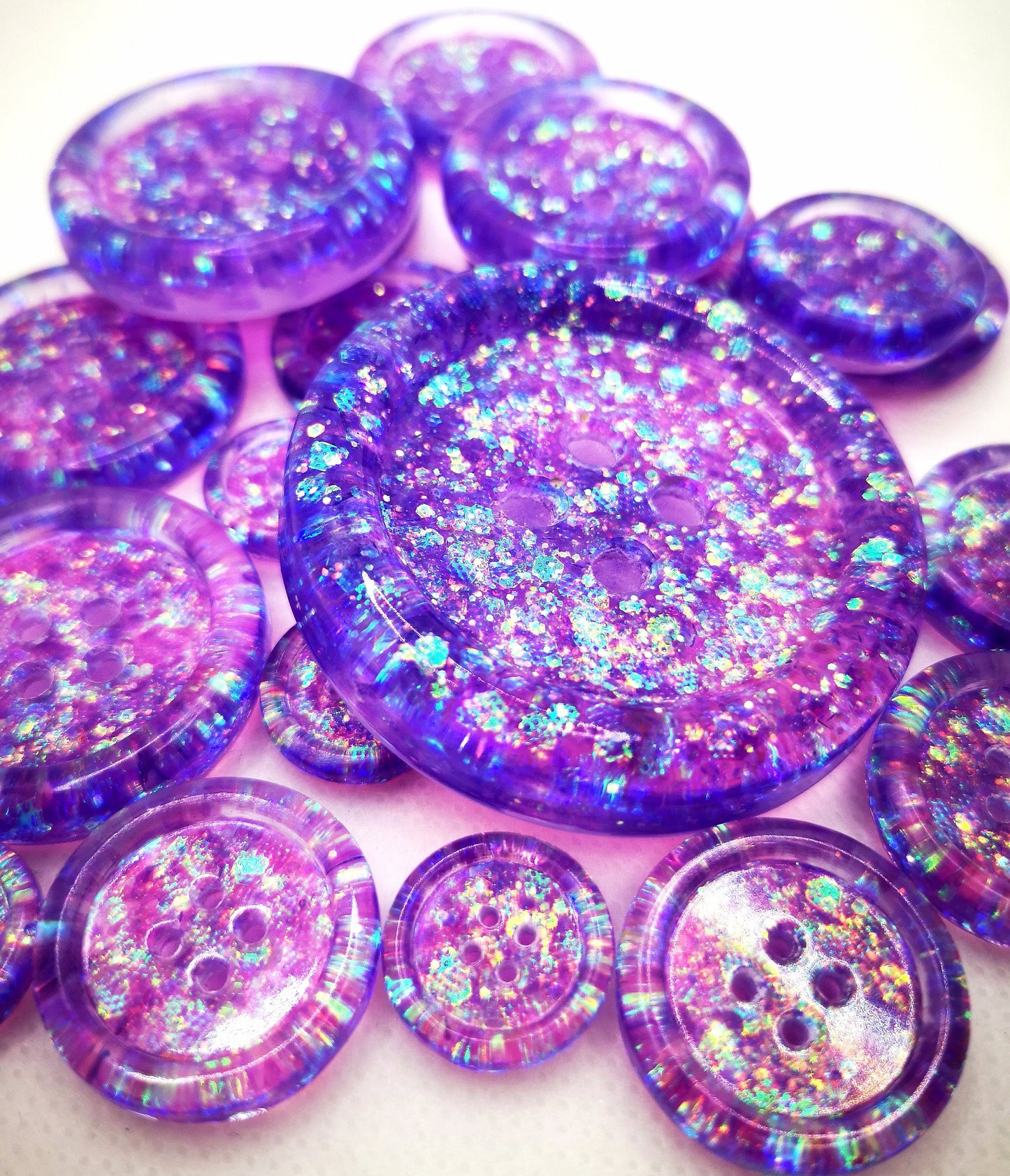 The Mer-mazing Button – Shimmery Mermaid-Inspired Resin Button, Purple to Blue Colour Shift